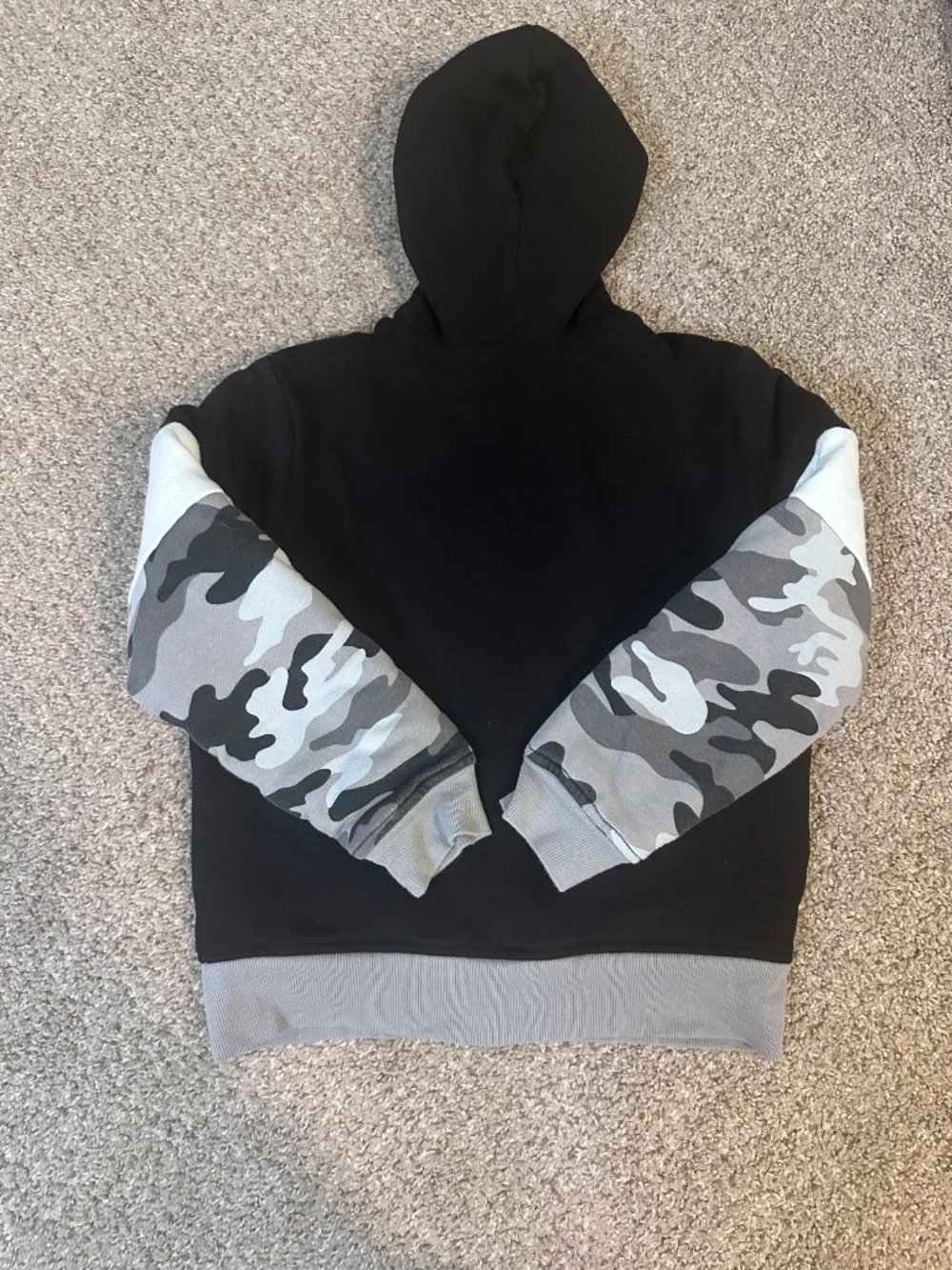 Boys Size Medium (7/8) Childrens Place Camo Print Thick Lined Jacket